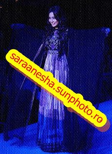  - sara khan25
