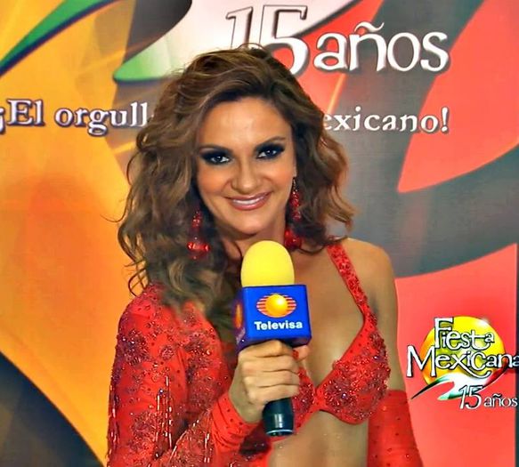 226706_655351854489408_851942891_n - mariana seoane