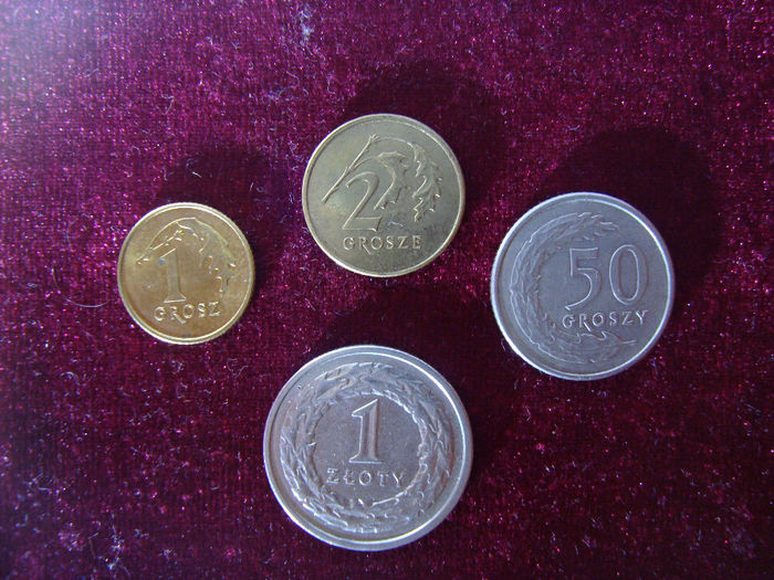 Set monede Polonia - 8 lei; 1 grosz 2011 XFKM#276, 2 grosze 2007 VFKM#277, 50 groszy 1995 VFKM#281 si 1 zloty 1992 VFKM#282
