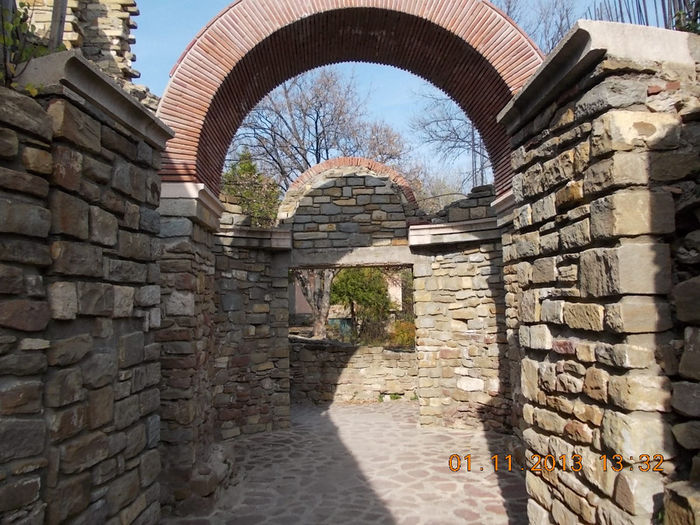 veliko tarnovo, bulgaria-aniversare 212 - 1 ziua lui G si ziua noastra