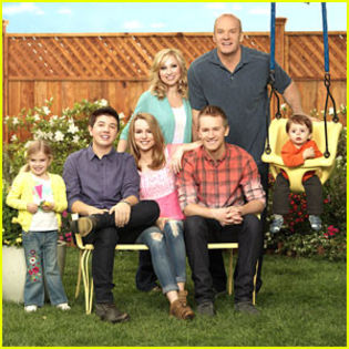 good-luck-charlie-s4-promos