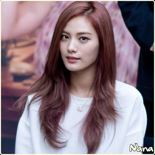 .★. Va crede ca tu umblii prin lucrurile oamenilor.. Si din asta cum te scapi? /:)