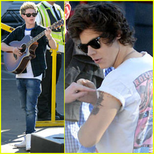 one-direction-horsing-around-backstage - 1D backstage X factor LA