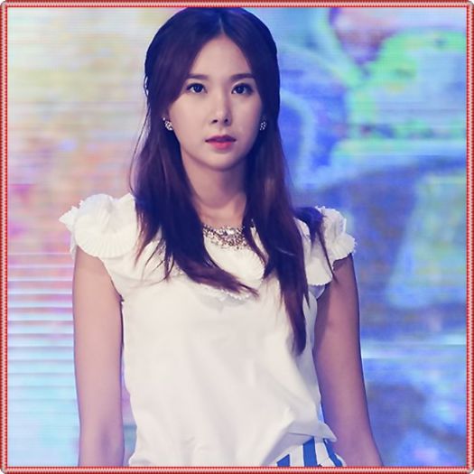 |-| Aaa..provocare. :)) Bine,Jo..si noua de tine. ^^ Dar..ce e cu tine asa ?:| :)).