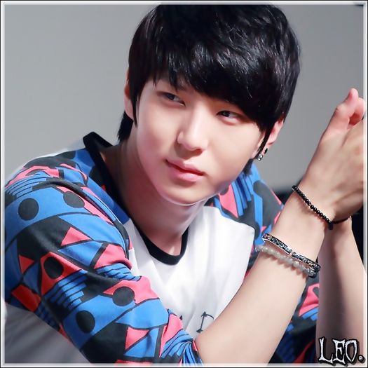 +| ;))Eh,macar..m`ai observat acum .:).