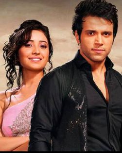 1003006_496857173727114_1527565257_n - purvi si arjun