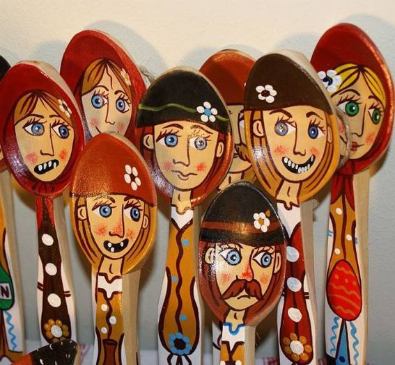 linguri-pictate-din-moldova--diferite-modele-1000-1 - LINGURI DE LEMN PICTATE MANUAL - tel 0771503314