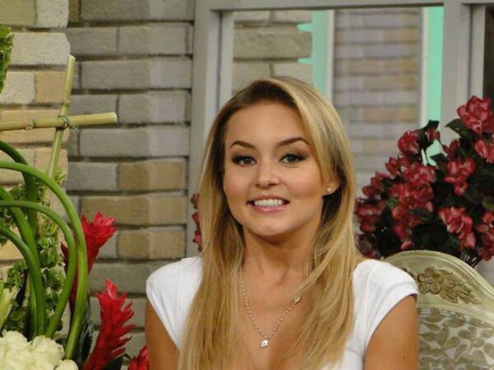 1461239_10151979130365923_1791676669_n - angelique boyer