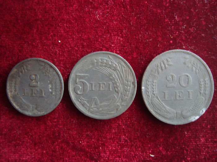 Set monede Romania - 12 lei; 2 lei 1941, 5 lei 1942 si 20 lei 1942, zincuri F-VF/ KM#58, KM#61 si KM#62
