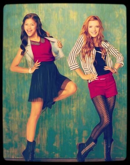 1422575_592635377438398_481422793_n