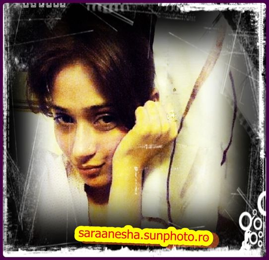 4 - sara khan25