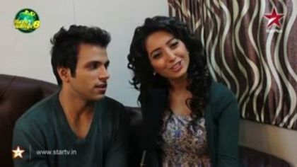 00_00_17 - The adorable Nach Baliye jodi Rithvik  Asha talk about romantic songs