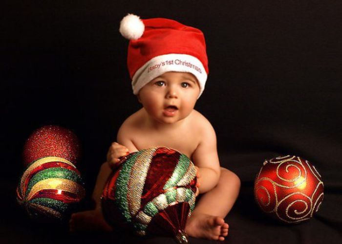 baby-and-christmas-celebrations-500x357