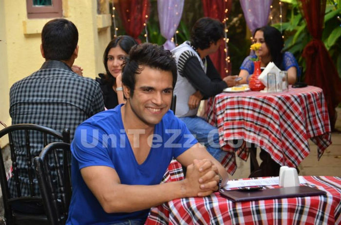 1456780_596368950423946_2015397915_n - Rithvik poze noii