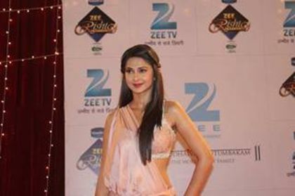 1 - jennifer winget13