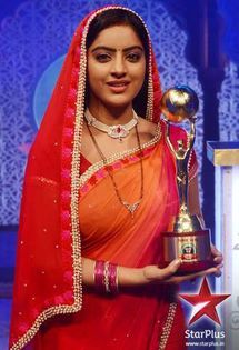 1451483_635903099805339_300663541_n - deepika singh