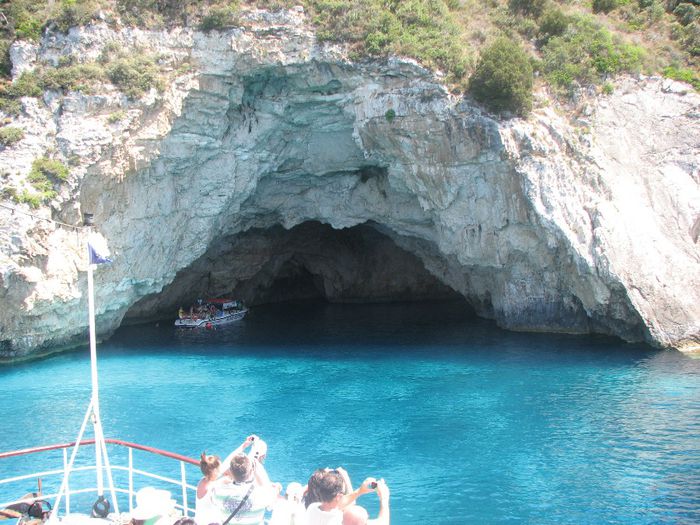 corfu  paxos antipaxos - corfu