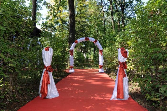 Nunta, botez, majorat outdoor Prahova; Numai la Pensiunea Groturistica Forest Mirage din Banesti, Prahova
