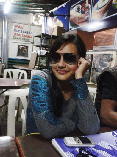 1003947_179327755605583_1448426646_n - 15-Surbhi Jyoti- Zoya