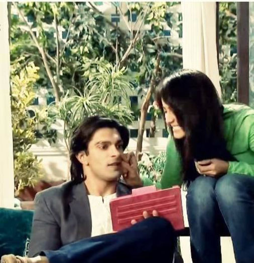 1466085_183618161843209_1808302091_n