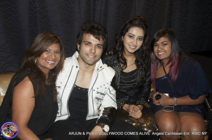 562742_569967373064104_706316364_n - Rithvik poze noii