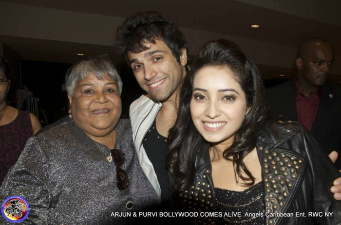 1185949_569967616397413_1459299452_n