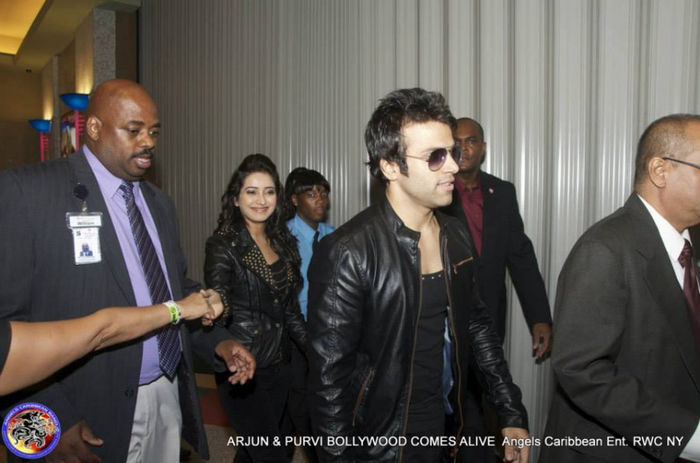 1187000_569962996397875_1202989840_n