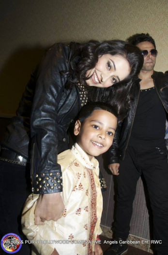 1234989_569962823064559_1786315061_n