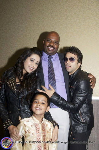 1235480_569962896397885_1021436271_n