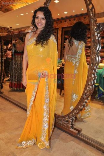 hpse_normal__3334720096_Sukirti Kandpal at Telly Calendar launch with Bawree Fashions to be shot in 