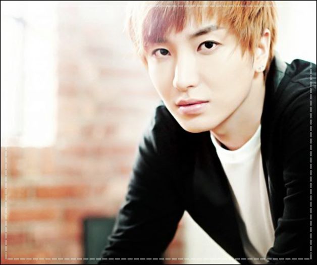 이특 <3 - S _ Leeteuk _ J