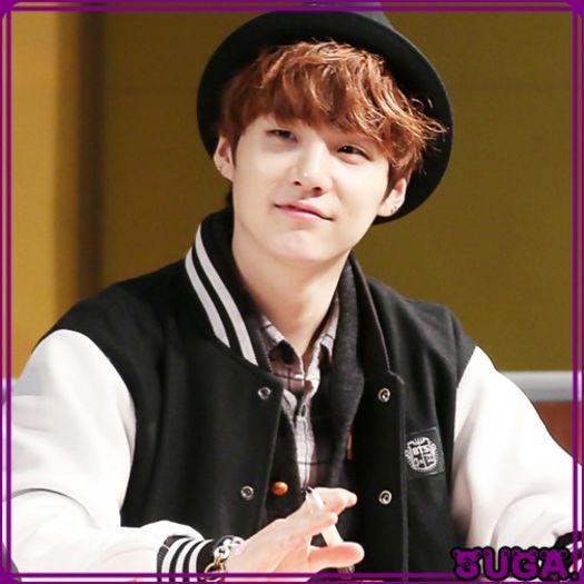 ✖ [rade;se departeaza] :)) Stiam eu. :">. - ix __ Episodul 041 __ xi