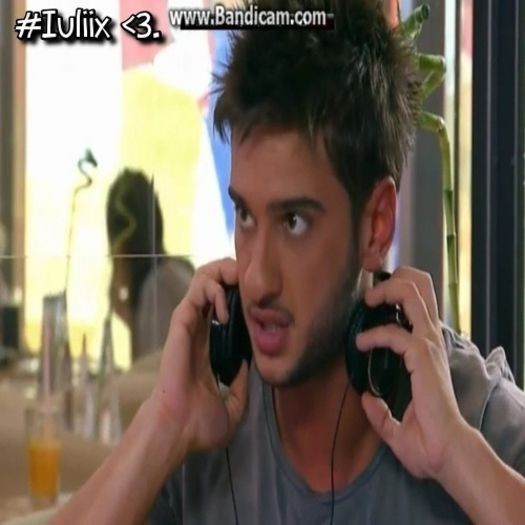 - sincer, chiar nu te înțeleg. dar mă rog.. :-j - 0 LALA house _ number O3