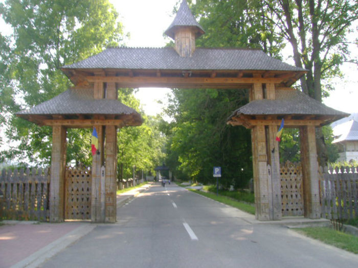 PUTNA - MOLDOVA-manastiri