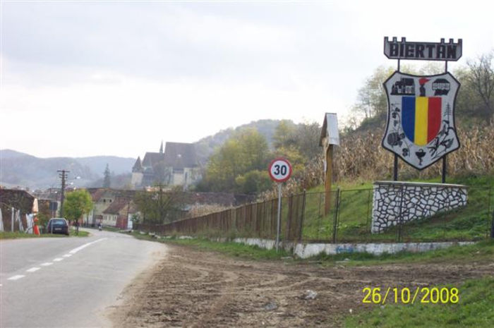 INTRAREA IN COMUNA BIERTAN - DONARIUL de la Biertan Padurea Chimdru