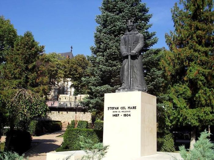 STEFAN CEL MARE SI SFANT