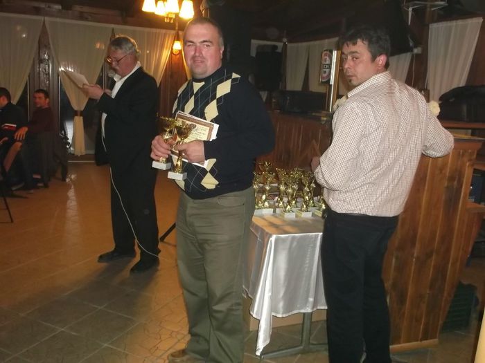 Liviut Ticsa cu visul implinit la gaini - EXPOZITIE SANNICOLAUL MARE 2013