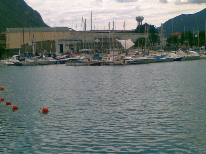 Lovere lago d;iseo pontonul
