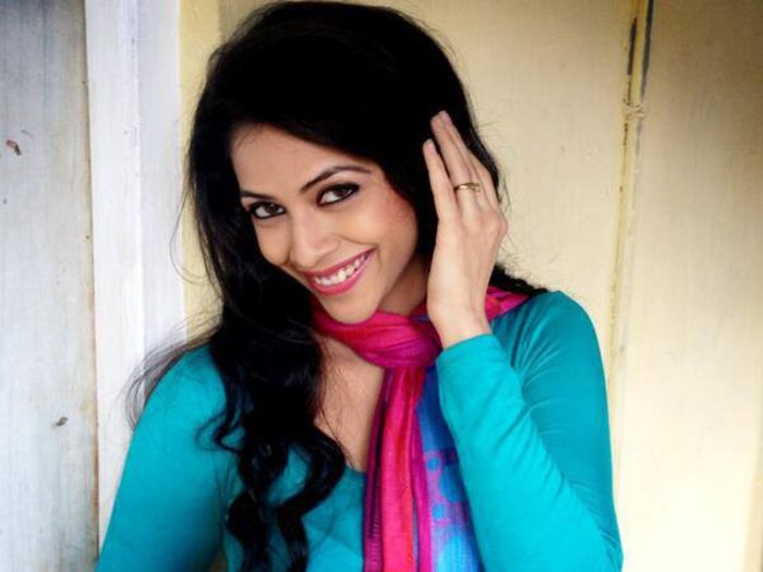 995196_619492514761635_2129687454_n