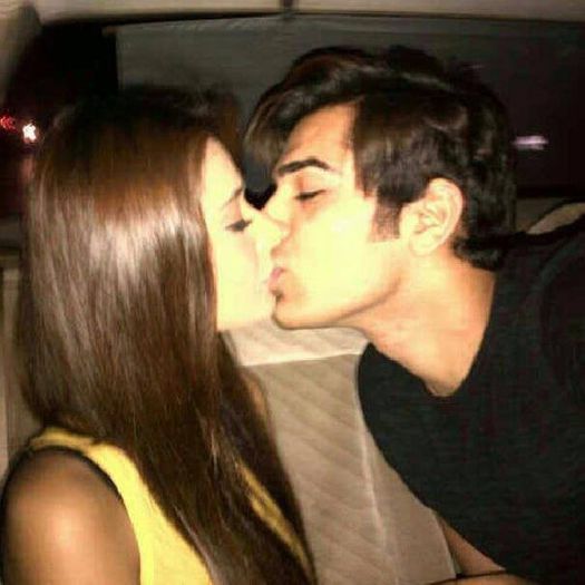  - Sara Khan 2013