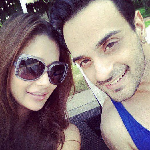  - Sara Khan 2013