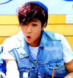 193943_1356636759303_400_428 - Ravi VIXX