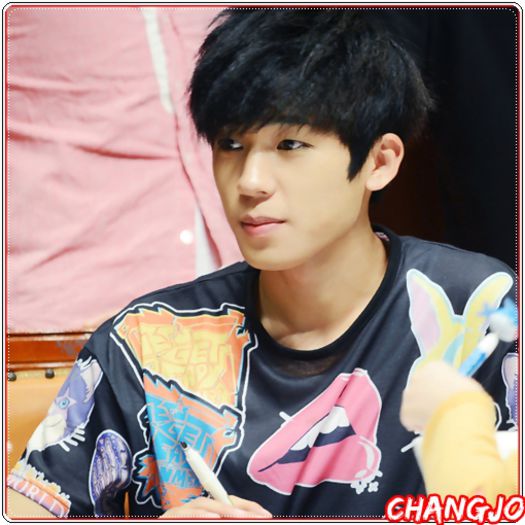 *- Heii -bye Joon..si buna noona. :3.