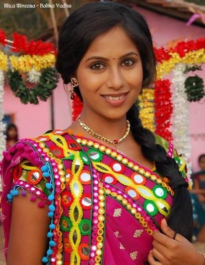 1476138_638117389583910_1193483735_n - vibha anand