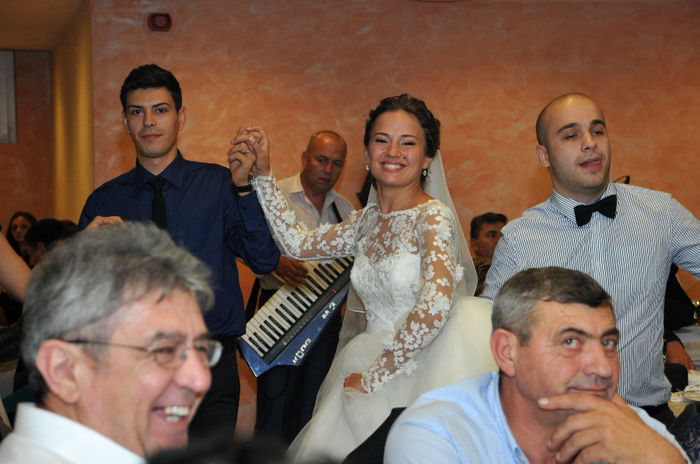 Simona si Catalin 0900
