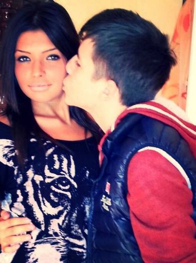 994338_618362471559806_201016561_n - Cristina Enache-Didi