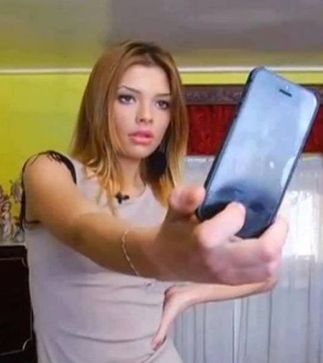 998738_386094321516377_1061371219_n - Cristina Enache-Didi