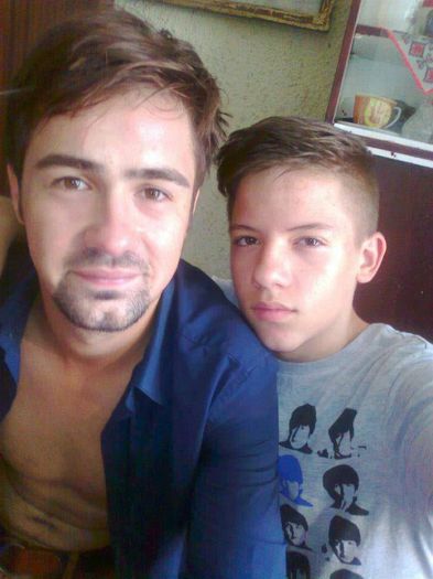 1075860_381696101956199_698384259_n