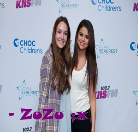 06.12 - KIIS FM's Jingle Ball 2013 (Meet & Greet) - LA - x - SG - 06-12-2013 - KIIS FMs Jingle Ball 2013 Meet and Greet - LA