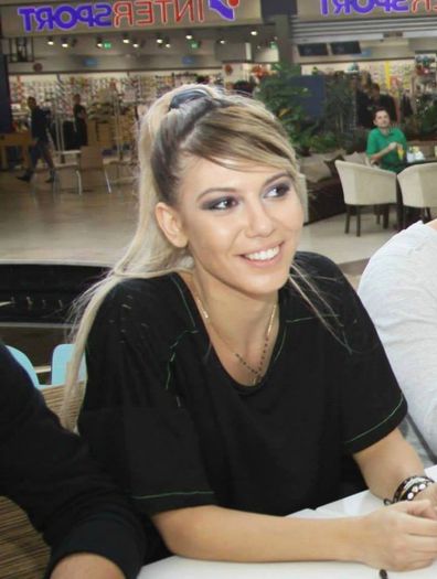 576619_514102952030818_356720648_n